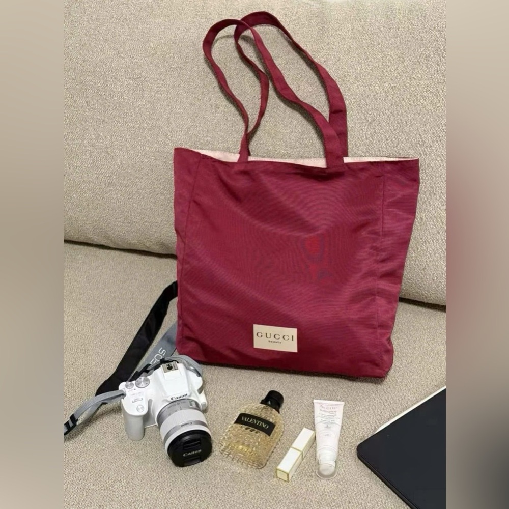 GWP Gucci Beauty Burgundy Tote Bag
